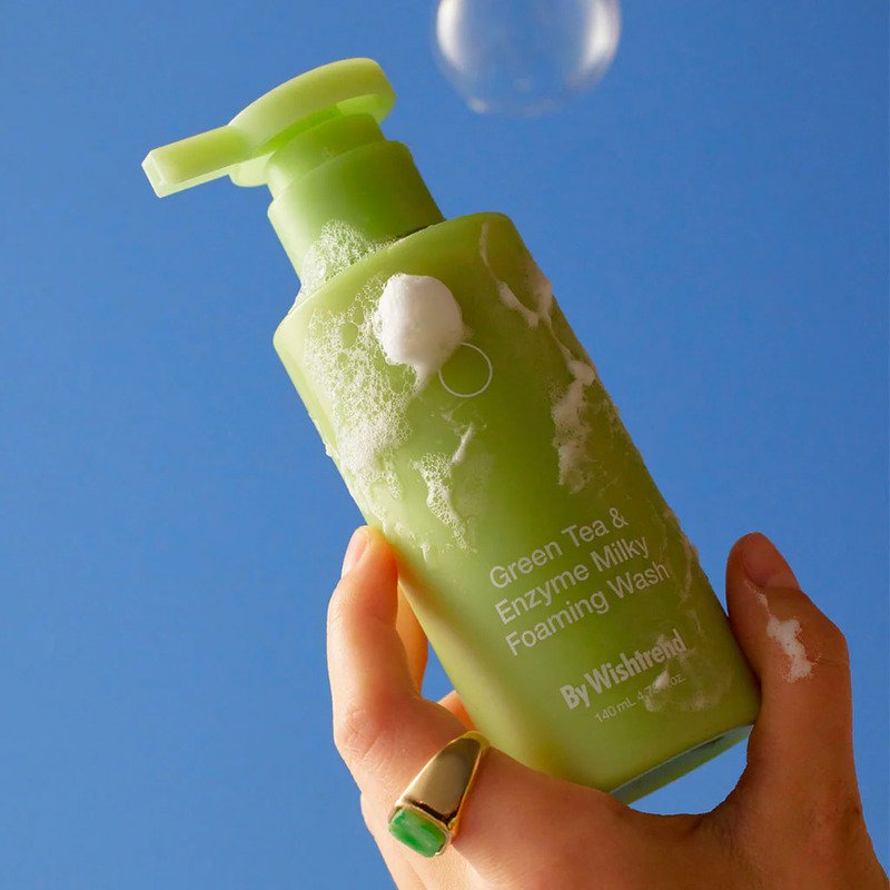 By Wishtrend Green Tea & Enzyme Milky Foaming Wash – veido prausiklis